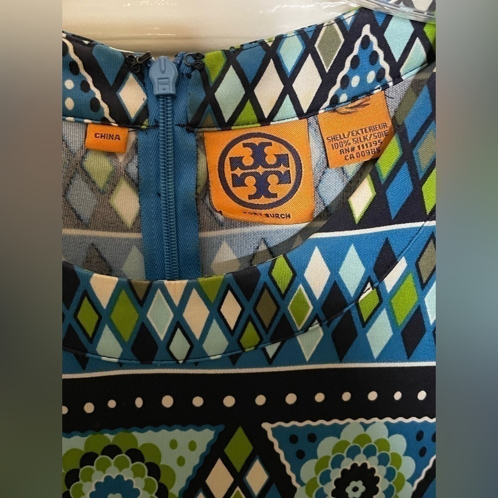 Tory Burch Dress Size 8 Claire Blue 100% Silk Stained Glass Mandala - Picture 10 of 14